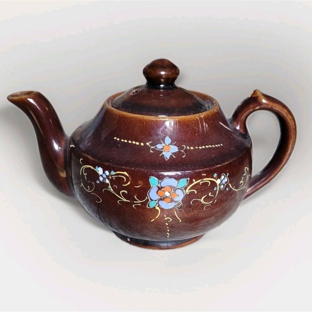 Vintage‎ Brown Glazed Japanese Teapot – Hand-Painted Floral Design Made in Japan